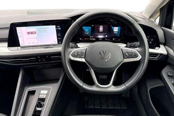 Volkswagen Golf 2.0 TDI Life 5dr DSG