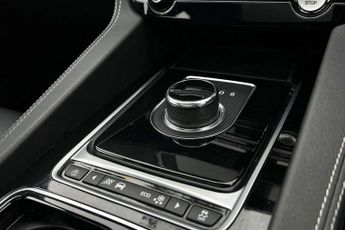 Jaguar F-Pace 2.0d [180] Chequered Flag 5dr Auto AWD