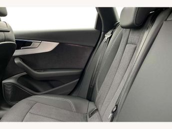 Audi A4 Avant 40 TFSI 204 S Line 5dr S Tronic