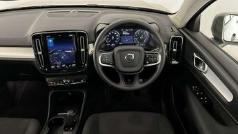 Volvo XC40 1.5 T3 [163] Momentum 5dr Geartronic