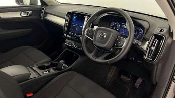 Volvo XC40 1.5 T3 [163] Momentum 5dr Geartronic