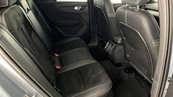 Volvo XC40 1.5 T3 [163] R DESIGN 5dr Geartronic