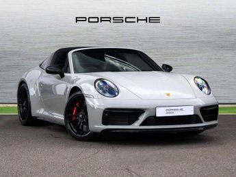 Porsche 911 GTS 2dr