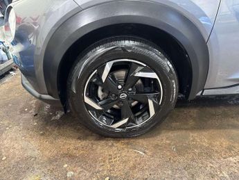 Nissan Juke 1.0 DiG-T 114 N-Connecta 5dr DCT