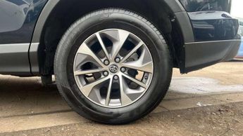 Toyota RAV4 2.5 VVT-i Hybrid Icon Tech TSS 5dr CVT 2WD