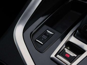 Peugeot 3008 1.2 PureTech Allure Premium+ 5dr EAT8