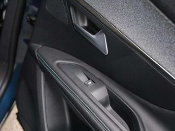 Peugeot 3008 1.2 PureTech Allure Premium+ 5dr EAT8
