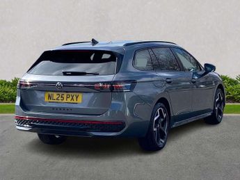 Volkswagen Passat Estate 1.5 TSI eHybrid 272 R-Line 5dr DSG