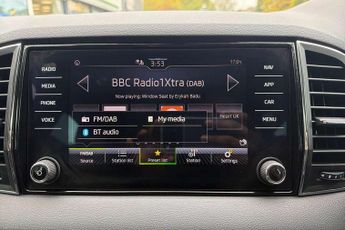 Skoda Karoq 1.5 TSI SE 5dr DSG