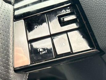 Vauxhall Astra 1.5 Turbo D Ultimate 5dr Auto