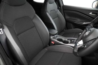 Nissan Juke 1.6 Hybrid N-Connecta 5dr Auto