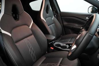 Nissan Juke 1.6 Hybrid Premiere Edition 5dr Auto