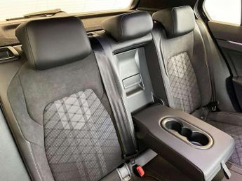 Volkswagen Golf 1.5 eTSI 150 R-Line 5dr DSG