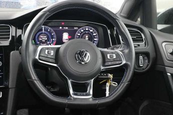 Volkswagen Golf GTE 1.4 TSI GTE 5dr DSG
