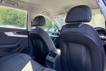 Audi A4 Avant 35 TFSI Technik 5dr S Tronic