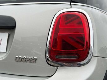 MINI Hatchback 1.5 Cooper II 3dr Auto