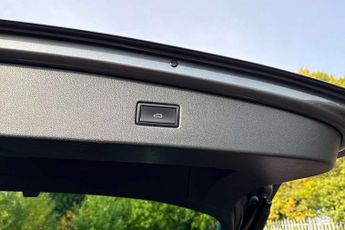 Volkswagen Tiguan 2.0 TDi 150 R-Line 5dr DSG