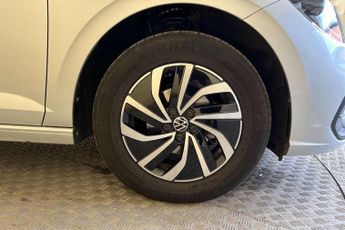Volkswagen Polo 1.0 TSI Life 5dr DSG