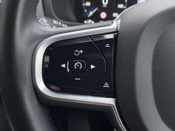 Volvo XC90 2.0 T8 Recharge PHEV R DESIGN 5dr AWD Auto