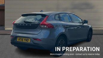 Volvo V40 T2 [122] Momentum 5dr Geartronic