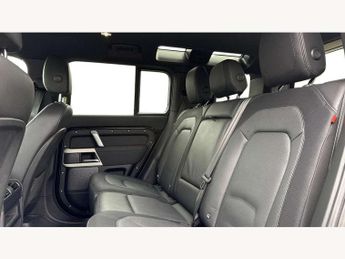 Land Rover Defender 3.0 D250 X-Dynamic S 110 5dr Auto
