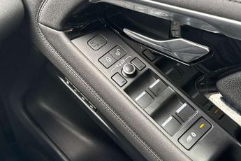 Land Rover Range Rover Evoque 2.0 D180 R-Dynamic SE 5dr Auto