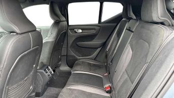 Volvo XC40 2.0 D3 R DESIGN 5dr Geartronic