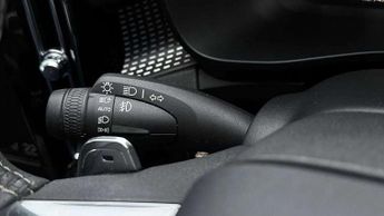 Volvo XC40 2.0 D3 R DESIGN 5dr Geartronic