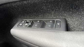Volvo XC40 2.0 D3 R DESIGN 5dr Geartronic