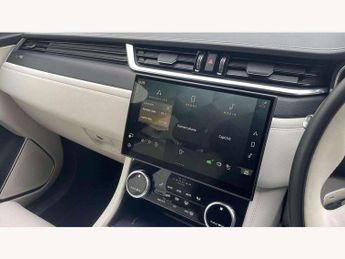 Jaguar F-Pace 2.0 D200 R-Dynamic HSE Black 5dr Auto AWD