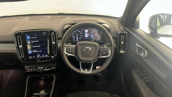 Volvo XC40 2.0 T4 R DESIGN 5dr AWD Geartronic
