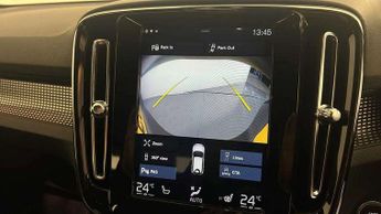 Volvo XC40 2.0 T4 R DESIGN 5dr AWD Geartronic