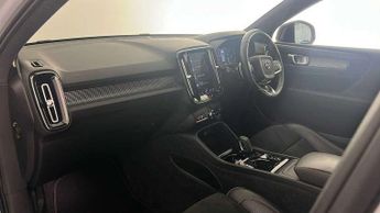 Volvo XC40 2.0 T4 R DESIGN 5dr AWD Geartronic