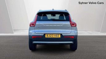 Volvo XC40 2.0 B3P Core 5dr Auto