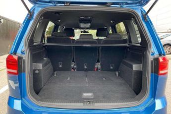 Volkswagen Touran 1.5 TSI EVO R-Line 5dr DSG