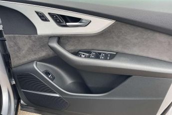 Audi Q7 50 TDI Quattro S Line 5dr Tiptronic