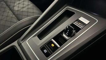 Volkswagen Golf 2.0 TDI 150 R-Line 5dr DSG