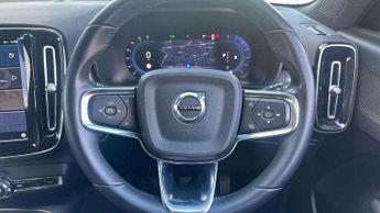 Volvo XC40 2.0 B3P Core 5dr Auto