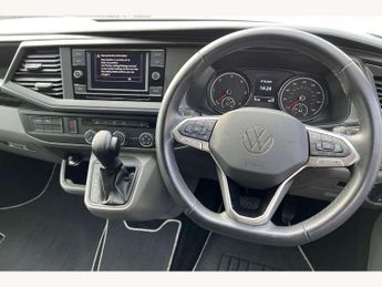 Volkswagen Transporter 2.0 BiTDI 204 Highline Kombi Van DSG