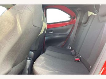 Toyota Aygo X 1.0 VVT-i Edge 5dr Auto