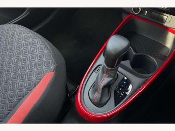 Toyota Aygo X 1.0 VVT-i Edge 5dr Auto