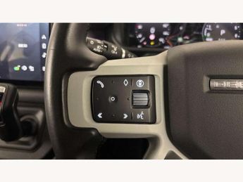 Land Rover Defender 2.0 P400e X-Dynamic HSE 110 5dr Auto