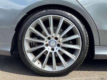 Mercedes-Benz C-Class C220d AMG Line Premium 4dr Auto