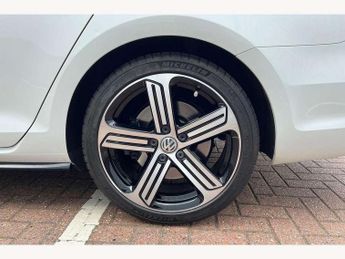 Volkswagen Golf Estate 2.0 TSI 310 R 5dr 4MOTION DSG