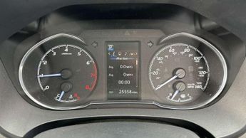 Toyota Yaris 1.5 VVT-i Icon Tech 5dr CVT