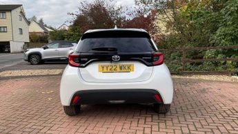 Toyota Yaris 1.5 Hybrid Design 5dr CVT