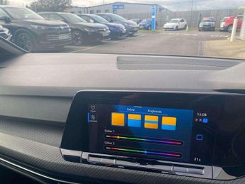 Volkswagen Golf 1.5 eTSI 150 R-Line 5dr DSG