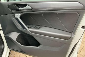 Volkswagen Tiguan 2.0 BiTDi 240 4Motion R-Line 5dr DSG