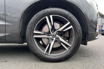 Volvo XC60 2.0 B4D R DESIGN 5dr AWD Geartronic