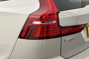 Volvo V60 2.0 B3P Momentum 5dr Auto [7 speed]